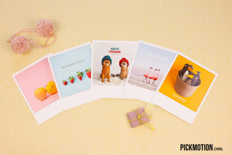 GESCHWISTER, FREUNDE, VERBÜNDETE - #POSTCARDSOFTHEMONTH